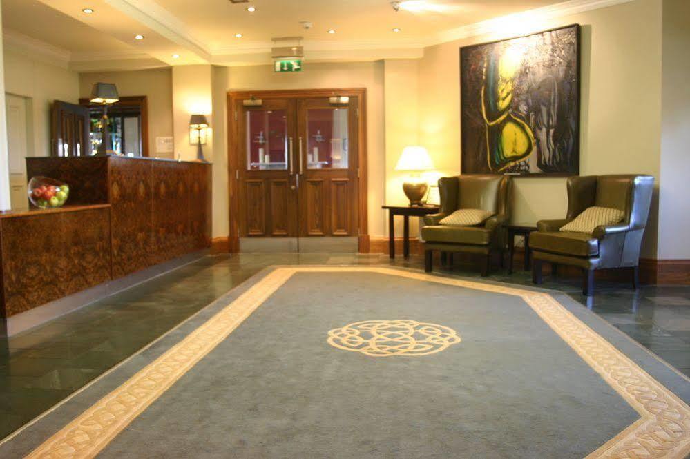 להינץ' Vaughan Lodge Hotel מראה חיצוני תמונה