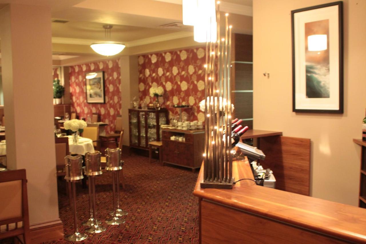 להינץ' Vaughan Lodge Hotel מראה חיצוני תמונה